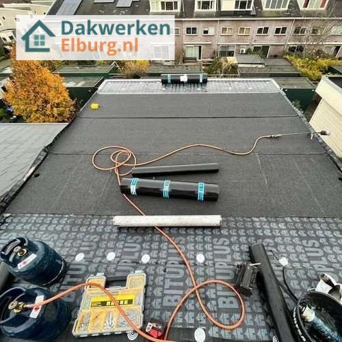 Plat dak opnieuw leggen Plat dak Elburg opnieuw leggen